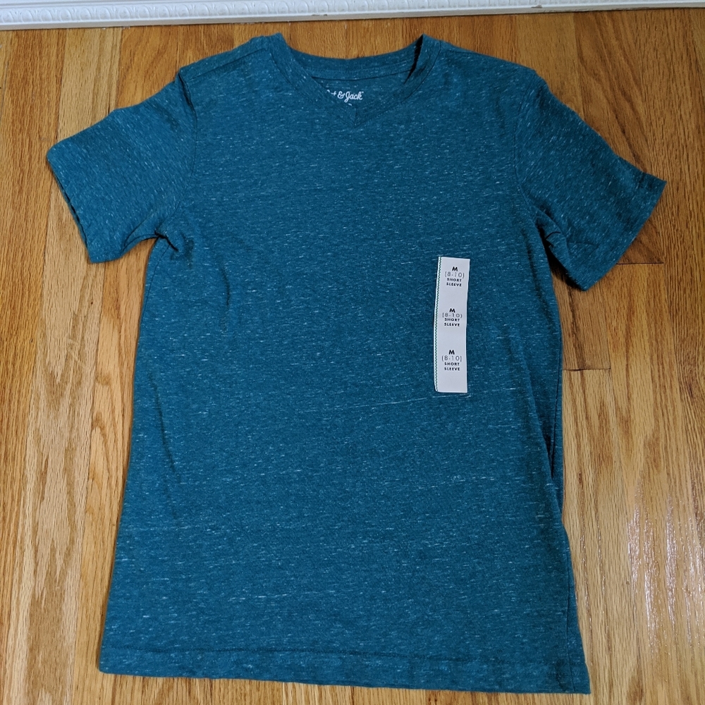 Boys T Shirt. Size M 8-10 NWT